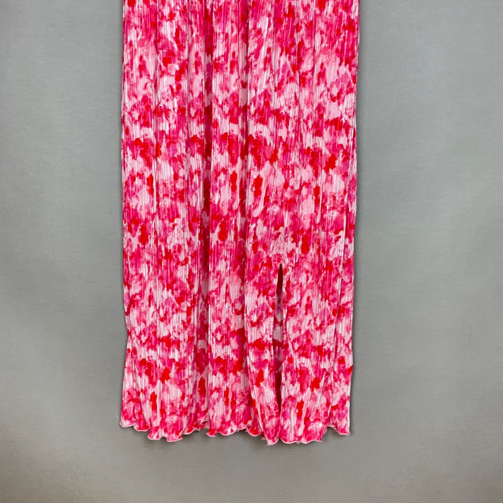 Chelsea28 Dress Flutter Sleeve Pliss Midi Dress Nwt Pink Red Artful Petals Lrg — image 4 of 8